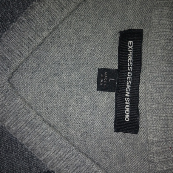 Express Design Studio L Mens Gray White Windsor Sweater Vest - Picture 6 of 6